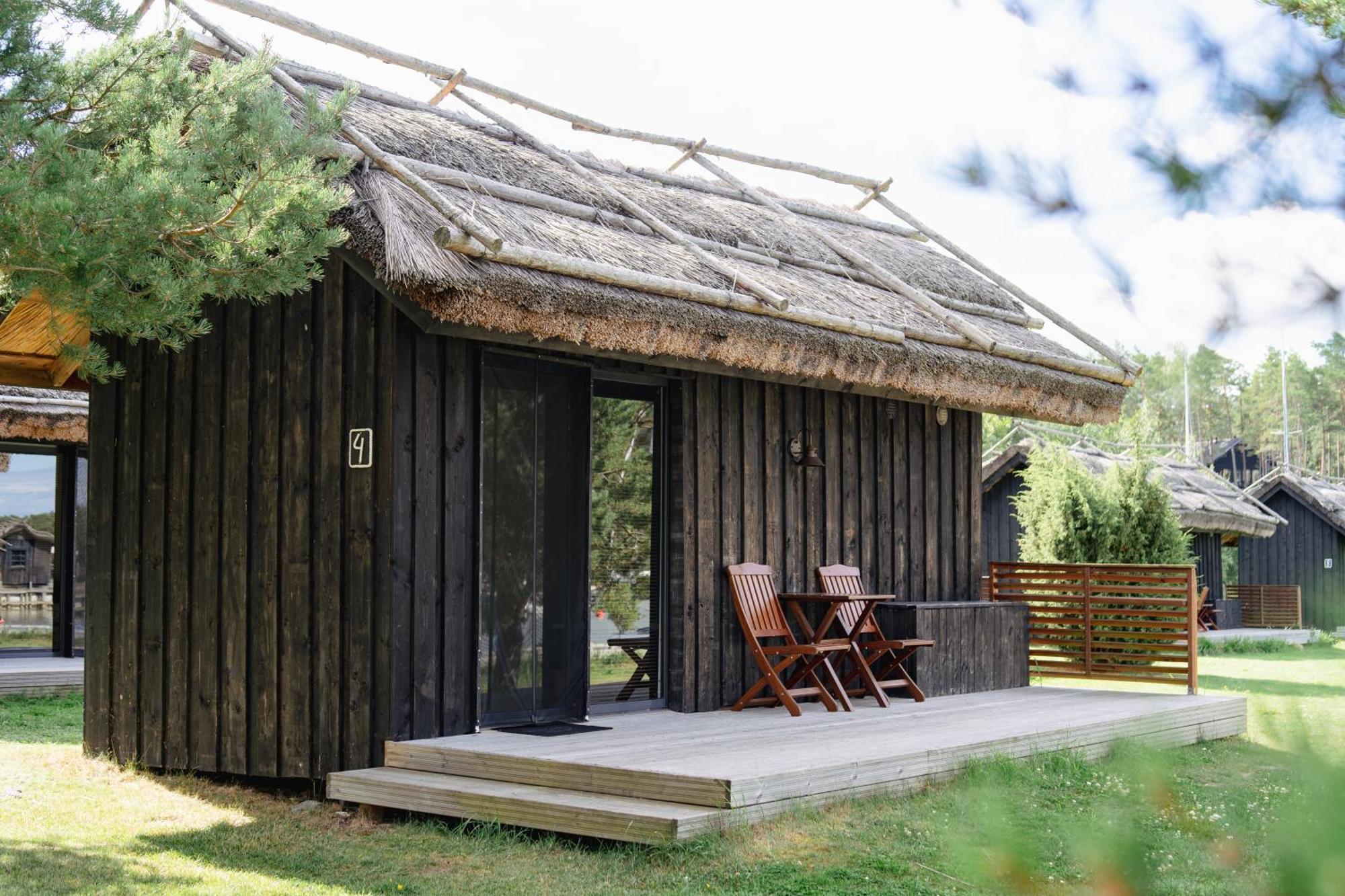 Villa Peterzens Boathouse Laupunen Esterno foto