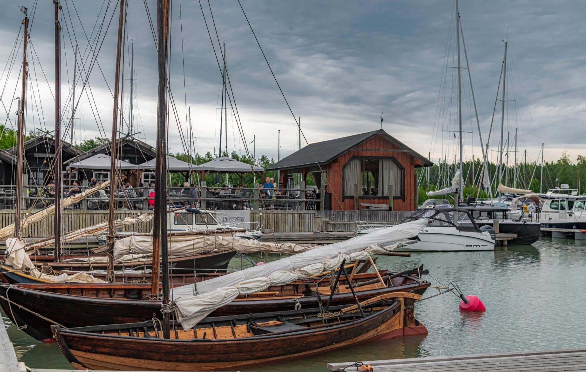 Villa Peterzens Boathouse Laupunen Esterno foto
