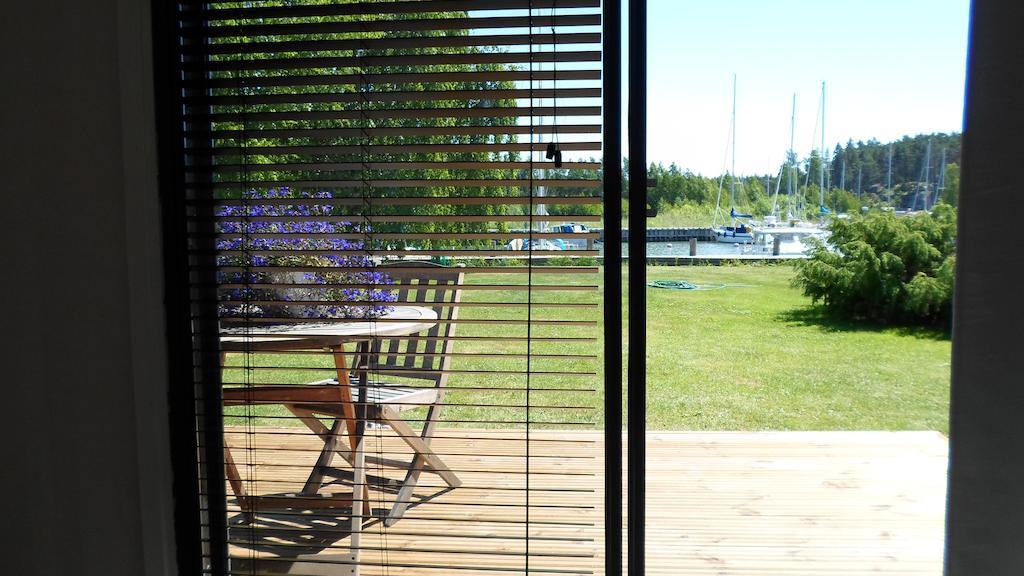 Villa Peterzens Boathouse Laupunen Esterno foto